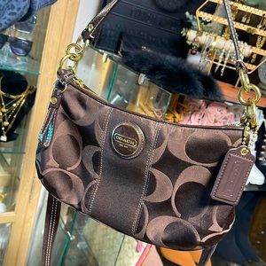 Coach authentic crossbody and short strap option bag